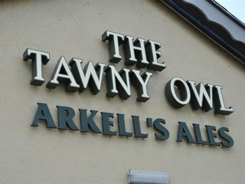 The Tawny Owl Hotell Swindon Exteriör bild